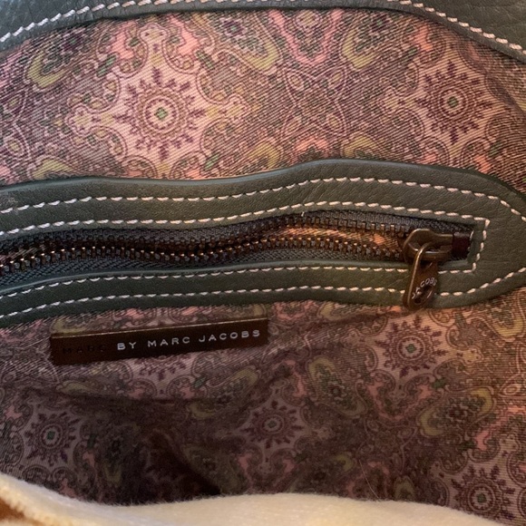 Marc Jacobs deep hobo bag w/matching wallet - Picture 7 of 10